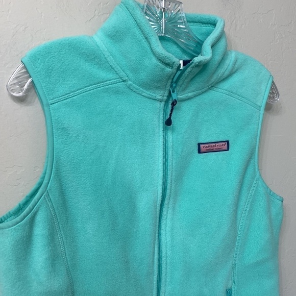 Vineyard Vines blue/ green fleece vest size small - Picture 2 of 9